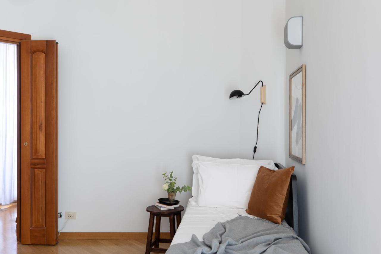 Apartamento Iflat Spacious Penthouse Near The Vatican City Roma Exterior foto