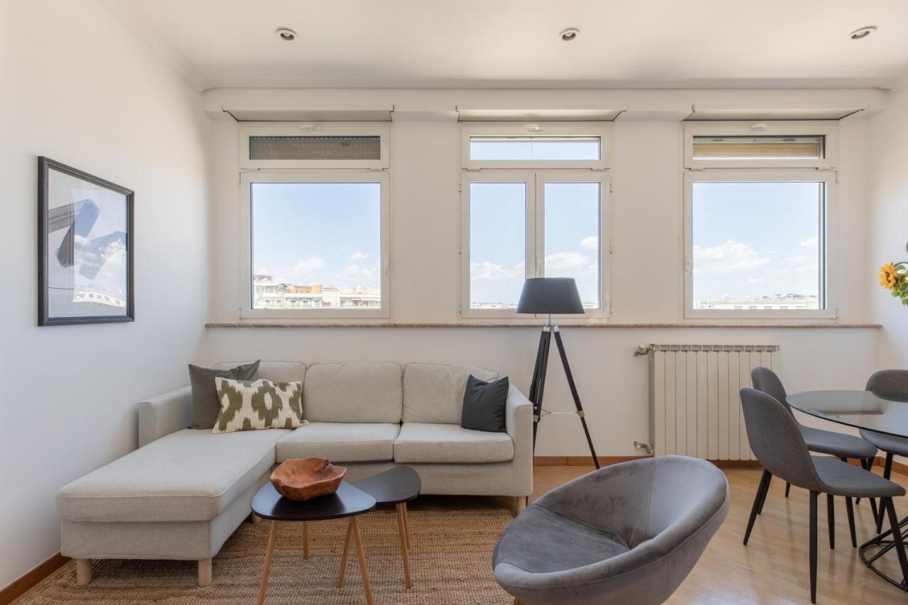 Apartamento Iflat Spacious Penthouse Near The Vatican City Roma Exterior foto